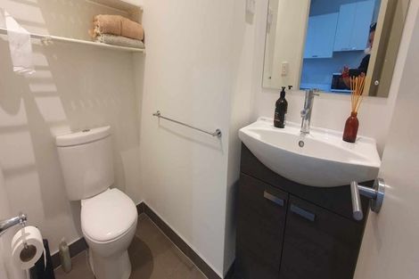 Photo of property in 11c Nimstedt Avenue, Oteha, Auckland, 0632