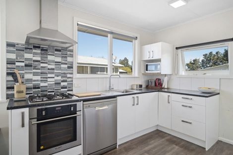 Photo of property in 28 Upham Street, Havelock North, 4130