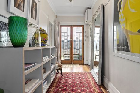 Photo of property in 14 Little London Lane, Hamilton Central, Hamilton, 3204