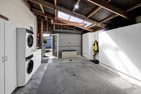 Photo of property in 4 Collins Street, Hawera, 4610