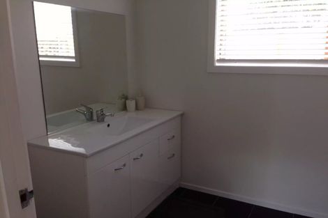 Photo of property in 1/73 Bramley Drive, Farm Cove, Auckland, 2012