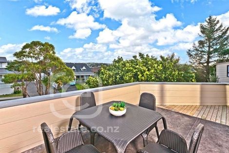 Photo of property in 41 Kennedy Avenue, Forrest Hill, Auckland, 0620