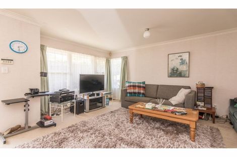 Photo of property in 1/1257 Dominion Extension, Mount Roskill, Auckland, 1041
