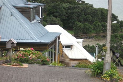 Photo of property in 12a Poaka Place, Beach Haven, Auckland, 0626