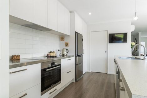 Photo of property in 23 Myles Way, Lower Shotover, Queenstown, 9304