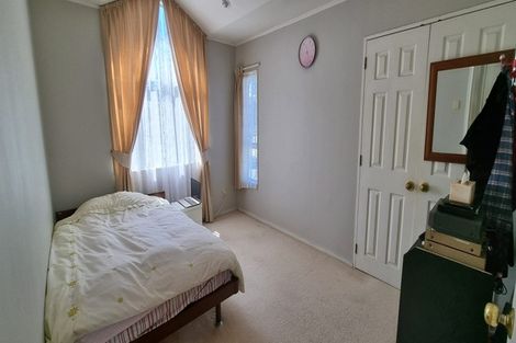 Photo of property in 2/14 Becroft Drive, Forrest Hill, Auckland, 0620