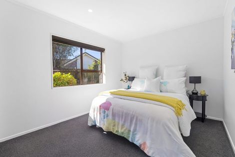 Photo of property in 2/99 Riverside Road, Orewa, 0931
