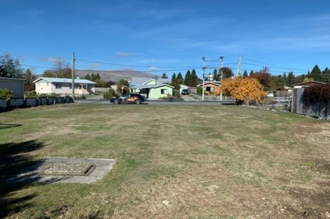 Photo of property in 10 Omahau Crescent, Twizel, 7901