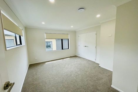 Photo of property in 36d Seymour Road, Sunnyvale, Auckland, 0612