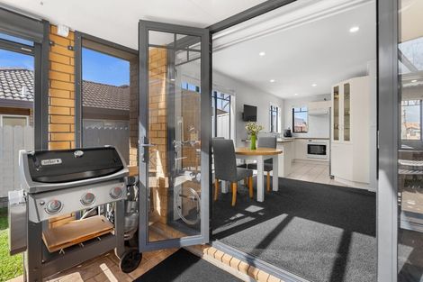 Photo of property in 108 Lakeside Drive, Orewa, 0931
