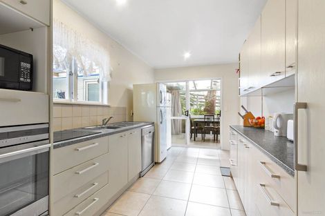 Photo of property in 60 Glendene Avenue, Glendene, Auckland, 0602