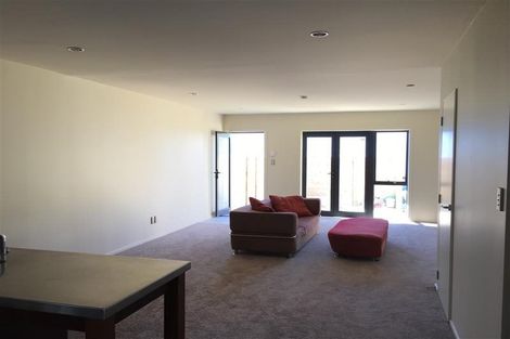 Photo of property in Greenwich Apartments, 7/3 Burton Street, Grafton, Auckland, 1010