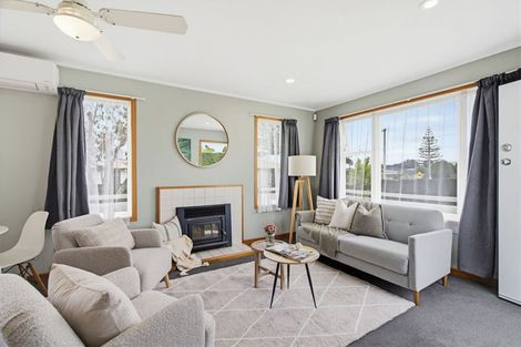 Photo of property in 4 Rathgar Road, Henderson, Auckland, 0610