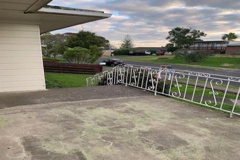 Photo of property in 16 Glenside Avenue, Pakuranga, Auckland, 2010