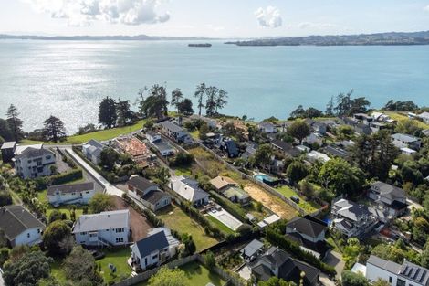 Photo of property in 2/75 Marine Parade, Mellons Bay, Auckland, 2014