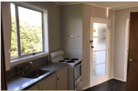 Photo of property in 11 Medina Place, Half Moon Bay, Auckland, 2012