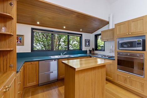 Photo of property in 5 Mincher Road, Kelvin Heights, Queenstown, 9300