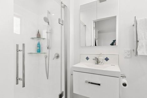 Photo of property in 93a Townsend Road, Miramar, Wellington, 6022