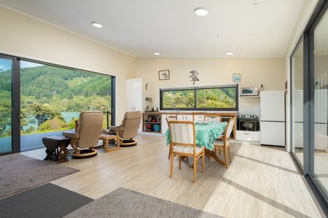 Photo of property in 15 Tai Close, Kaiuma Bay, Havelock, 7178