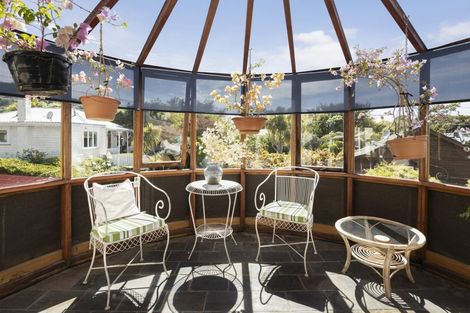 Photo of property in 6 Darwin Street, Karori, Wellington, 6012