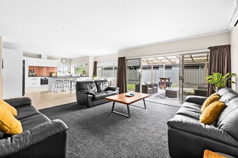 Photo of property in 60 Kapiti Drive, Poraiti, Napier, 4112