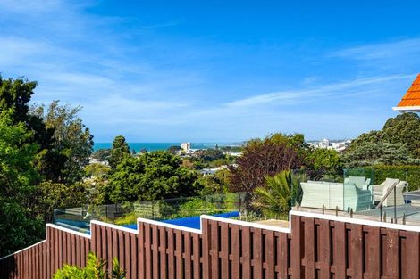 Photo of property in 16 Glen Almond Street, New Plymouth, 4310
