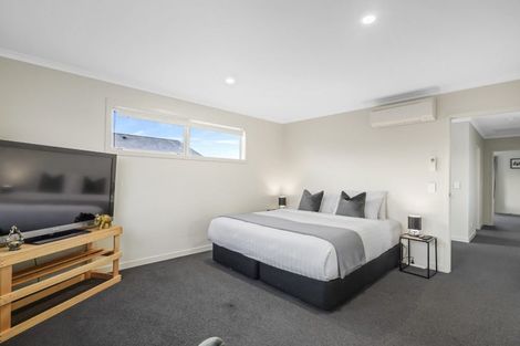 Photo of property in 35 Kanuka Road, Hobsonville, Auckland, 0616