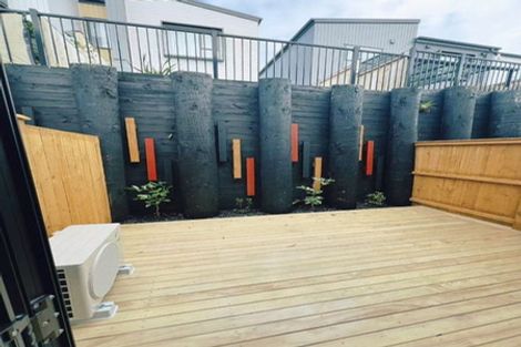 Photo of property in 45 Puihi Crescent, Massey, 0614