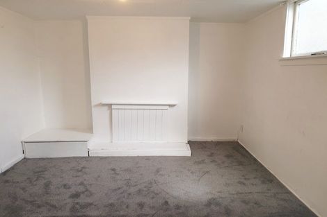 Photo of property in 80 Shakespeare Road, Bluff Hill, Napier, 4110