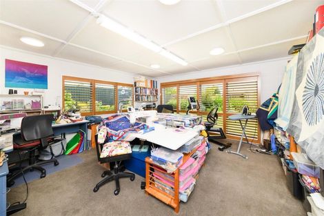 Photo of property in 17 Barnett Drive, Marton, 4710