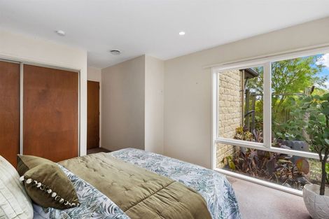 Photo of property in 14 Chatswood Place, Bishopdale, Christchurch, 8051