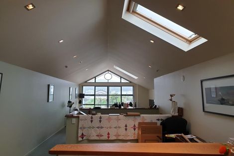 Photo of property in 50b Hawker Street, Mount Victoria, Wellington, 6011