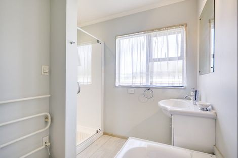 Photo of property in 219 Frimley Oaks, Frimley, Hastings, 4120