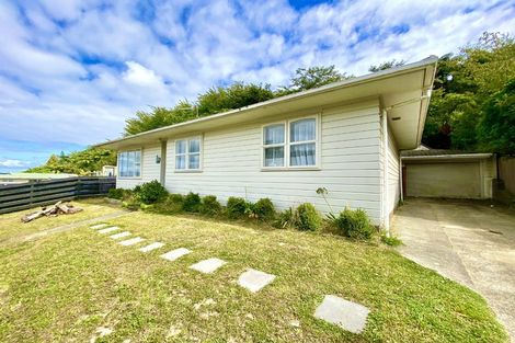 Photo of property in 205 Major Drive, Kelson, Lower Hutt, 5010