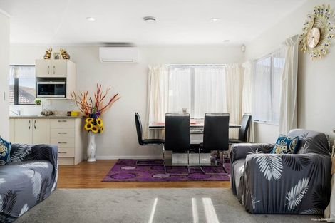 Photo of property in 225a Finlayson Avenue, Clendon Park, Auckland, 2103