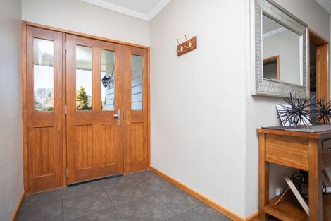 Photo of property in 27 Ruahine Street, Dannevirke, 4930