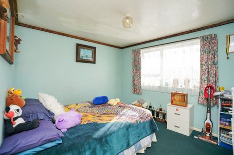 Photo of property in 72 Paisley Street, Kew, Invercargill, 9812