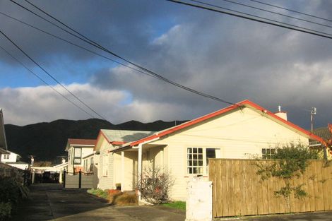 Photo of property in 35a Leighton Avenue, Waiwhetu, Lower Hutt, 5010