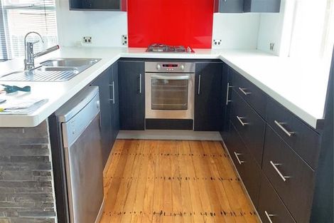 Photo of property in 76 Rosehill Drive, Rosehill, Papakura, 2113