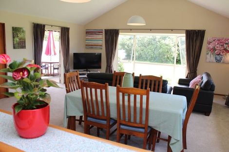 Photo of property in 38 Henson Road, Whitford, Howick, 2571