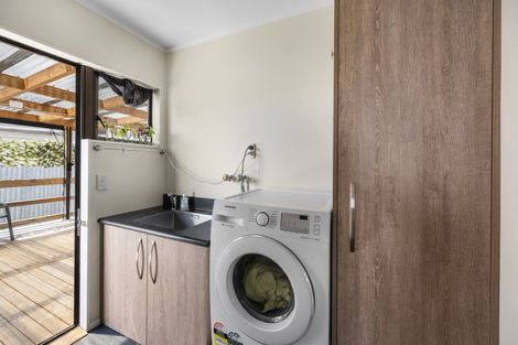 Photo of property in 1033 Sussex Street, Mayfair, Hastings, 4122