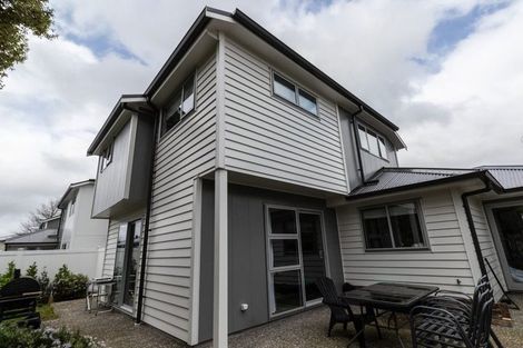 Photo of property in 12b Palmer Crescent, Silverstream, Upper Hutt, 5019