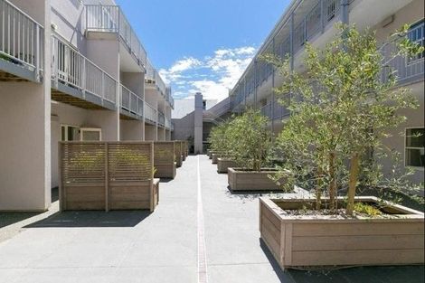 Photo of property in Luxford Villas, 109/72 Herald Street, Berhampore, Wellington, 6023