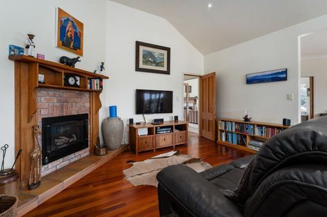 Photo of property in 125 Old Hautere Road, Hautere, Otaki, 5582