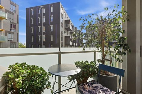 Photo of property in 207/3 Rose Garden Lane, Albany, Auckland, 0632