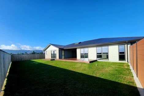 Photo of property in 5 Thorn Place, Levin, 5510