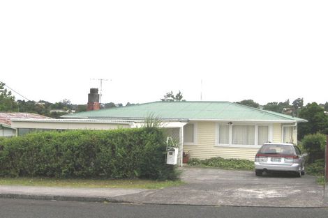 Photo of property in 1/32 Sunnyfield Crescent, Glenfield, Auckland, 0629