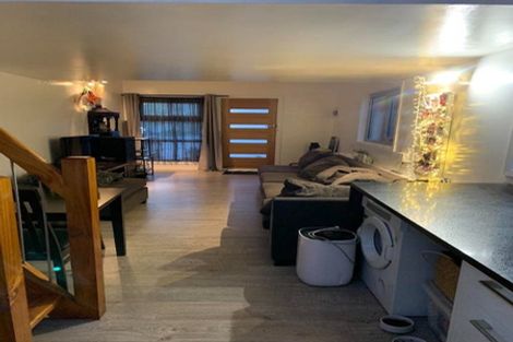 Photo of property in 12 Mckinley Road, Sunnyvale, Auckland, 0612