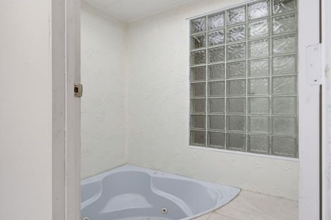 Photo of property in 2 Mcgarvey Road, Whakatane, 3120