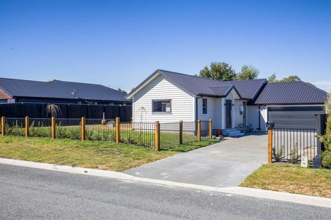 Photo of property in 24 Wineberry Avenue, Amberley, 7410